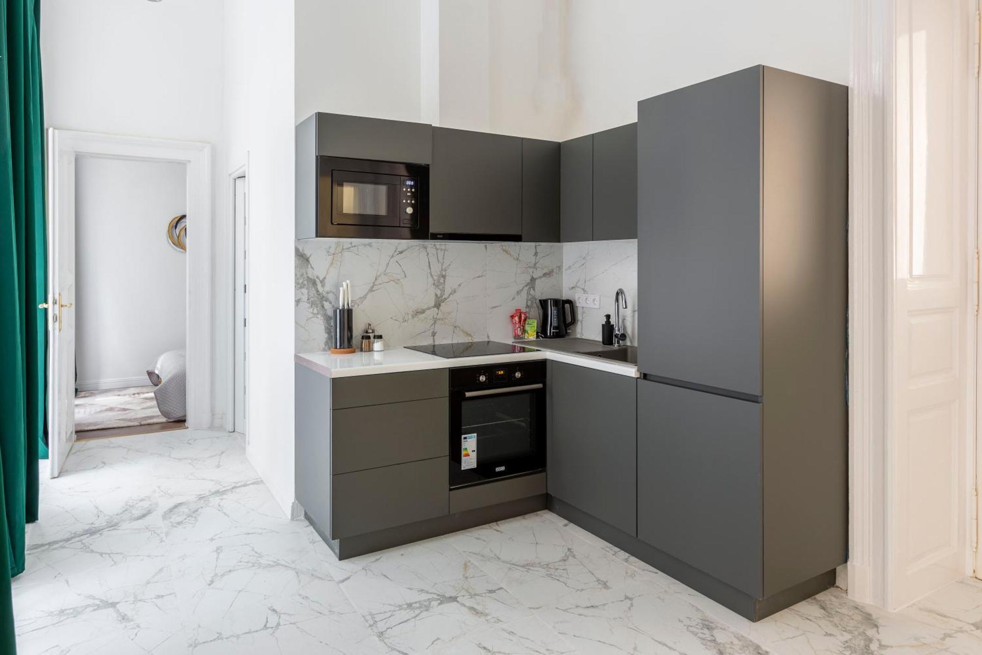 Luxurious Prestige Residence Next To The New York Cafe بودابست المظهر الخارجي الصورة