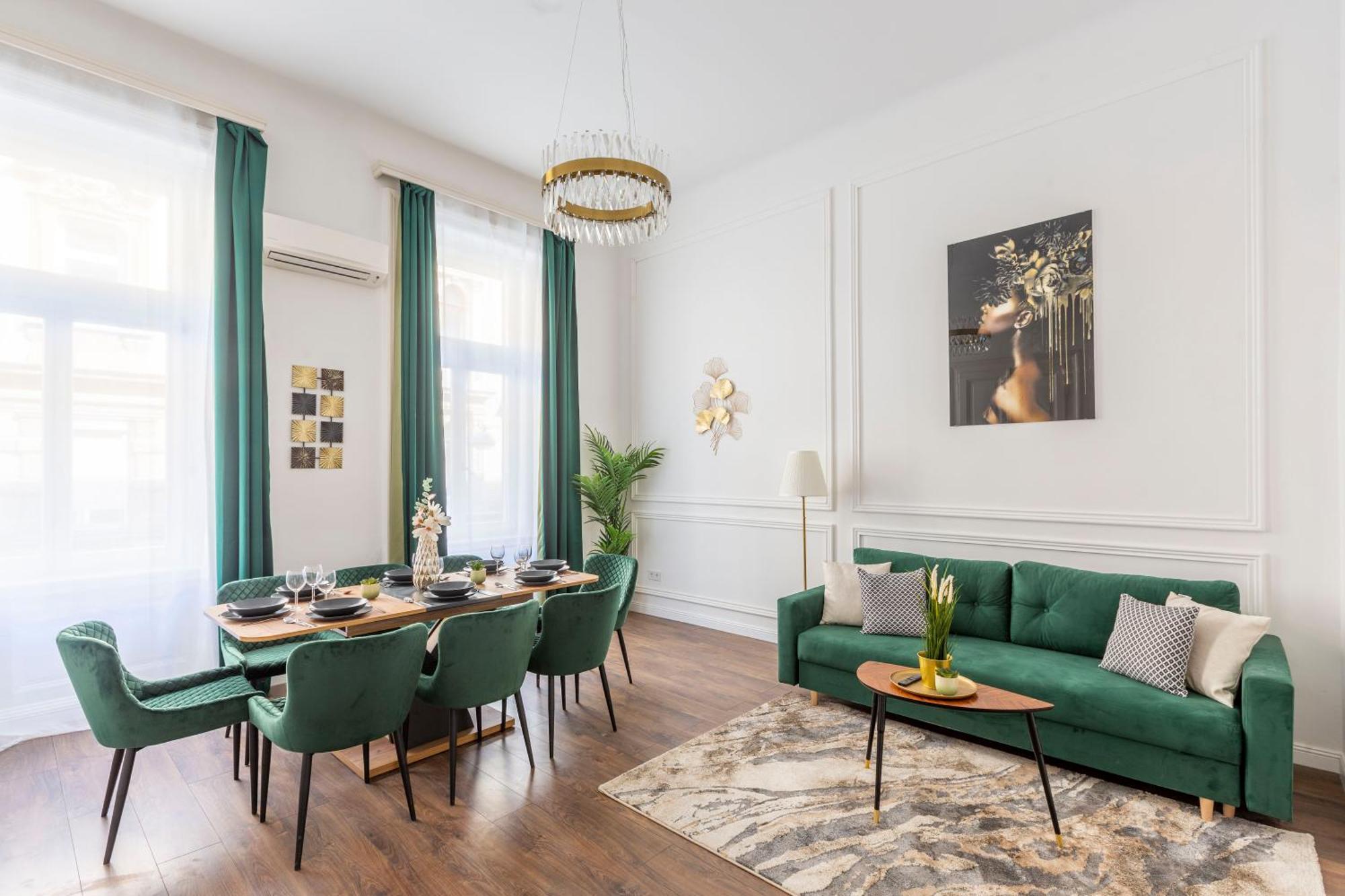 Luxurious Prestige Residence Next To The New York Cafe بودابست المظهر الخارجي الصورة